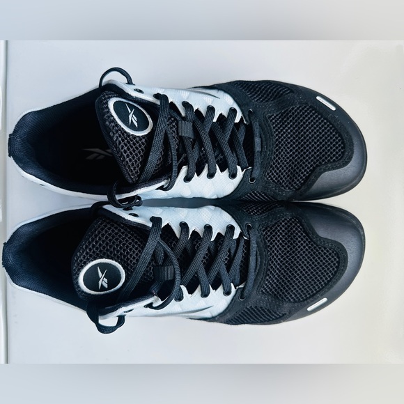 Reebok Mesh Sneakers in Black and White - Picture 3 of 6